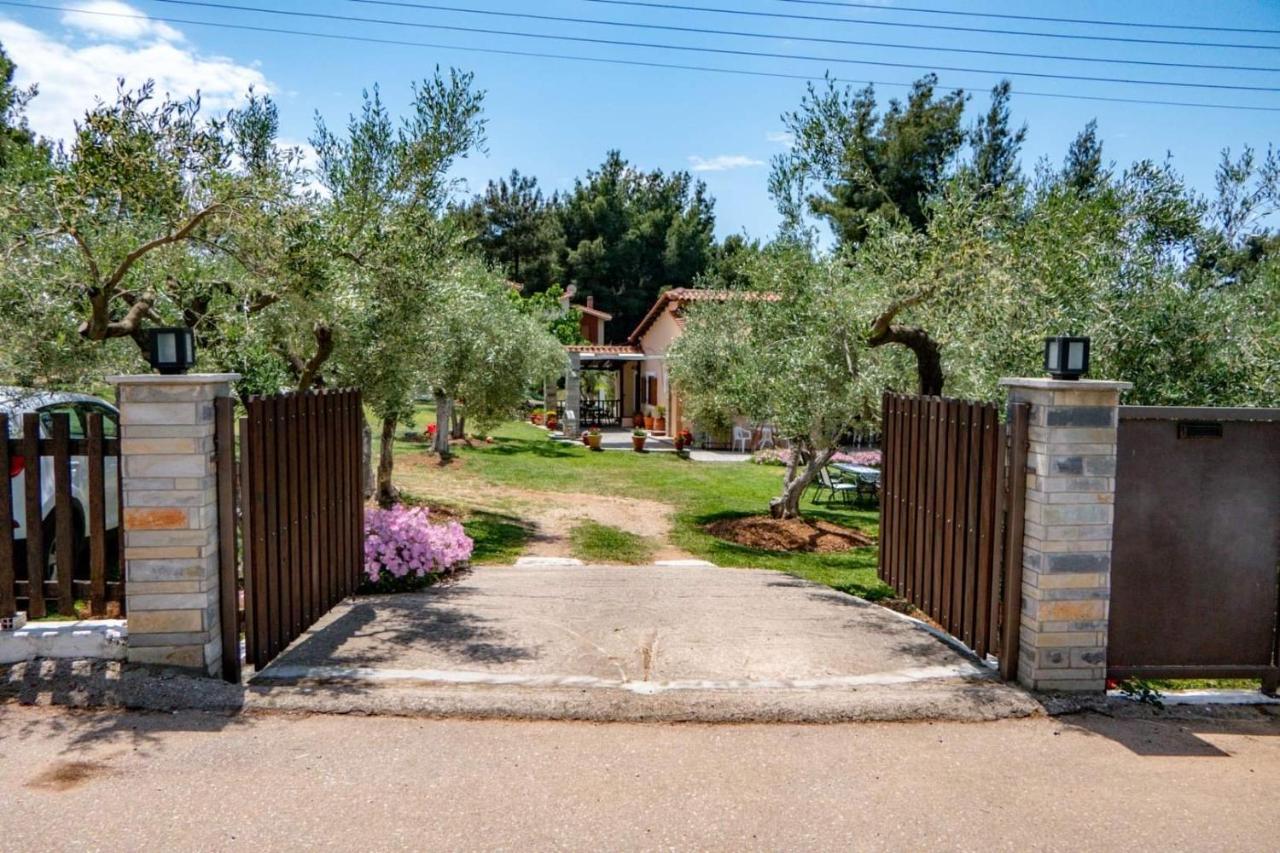 Small Paradise Никити Экстерьер фото