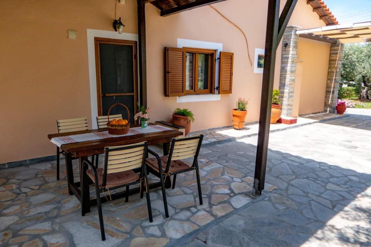 Small Paradise Никити Экстерьер фото